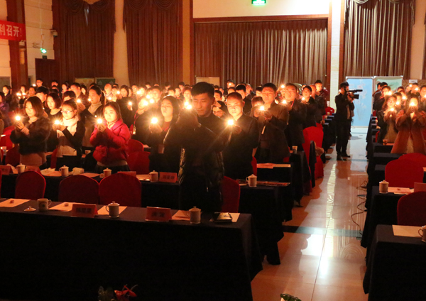 祈?；顒?><br></span></div>
<p>開始回憶我們人生中遇到的人，當你走向社會，還是否記得生命中第一位貴人嗎?你是否還記得一起陪你長大的小伙伴嗎?還記得人生中第一位啟蒙老師嗎?還記得小學/初中/高中/大學的同學嗎?還記得第一個工作的平臺嗎?你曾感恩過給予我們生命的父母嗎?</p>
<p>您是否還記得生命中的點點滴滴，也許今天他需要你的幫助，正如許多年前你需要幫助一樣，我們淡忘了或者遺忘了，我們成長的歲月中，忘掉了感謝、忘掉了感激、忘掉了感恩，我們甚至學會了理所當然，習慣了天經地義，我們是否認為這一切還無所謂。</p>
<div align=